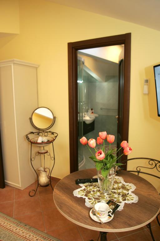 Mercatello Relais Old Napoli